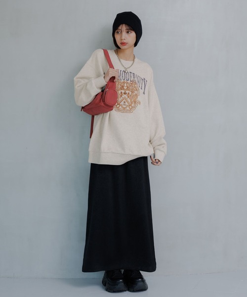 PAGEBOY（ページボーイ）の「【SHORT＆LONGの2サイズ展開】プレッピーカレッジスウェット（スウェット・レディース・グレー/チャコールグレー/モスグリーン・FREE/SMALL）」の4枚目の写真