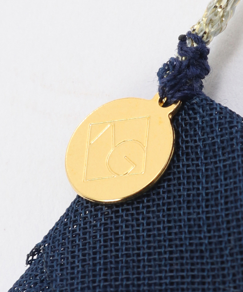 IENA（イエナ）の「MAISON GUILLEMETTE/メゾンギヨメット FLOWER ACCESSORY GUERLAINCOURONNE（その他ヘアアクセサリー・レディース・ホワイト/ネイビー・FREE）」の6枚目の写真