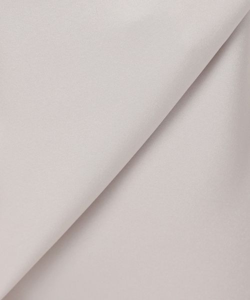 Noble(ノーブル)の「《セットアップ対応》ルナサテンナローフレアタックパンツ(スラックス・レディース・ベージュ/ブラック/ライトグレー・40/38/36)」の6枚目の写真