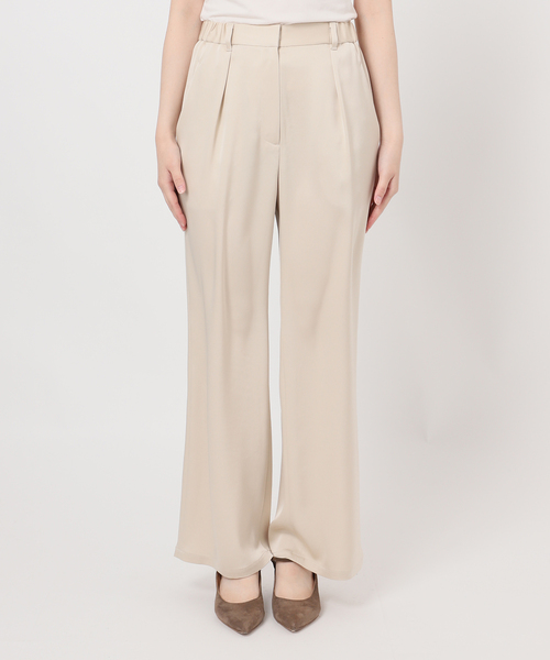 Noble(ノーブル)の「《セットアップ対応》ルナサテンナローフレアタックパンツ(スラックス・レディース・ベージュ/ブラック/ライトグレー・40/38/36)」の5枚目の写真