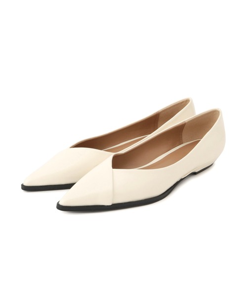 ADAM ET ROPE'（アダムエロペ）の「ポインテッドトゥフラットパンプス（パンプス・レディース・オフホワイト/ブラック・23/23.5/24/24.5）」の16枚目の写真
