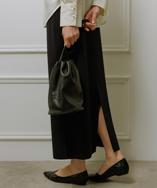 ADAM ET ROPE'（アダムエロペ）の「ポインテッドトゥフラットパンプス（パンプス・レディース・オフホワイト/ブラック・23/23.5/24/24.5）」の22枚目の写真