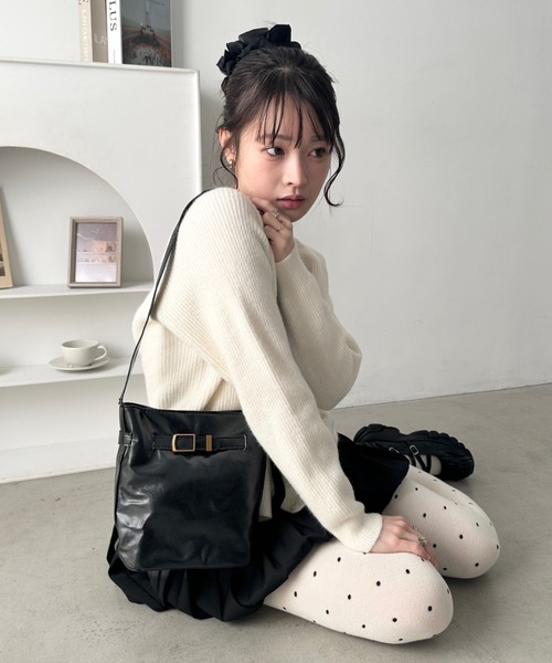 wears（ウェアーズ）の「コンパクトPUミニスクエアショルダーバッグ（ショルダーバッグ・レディース・ブラック/ブラウン・FREE）」の2枚目の写真