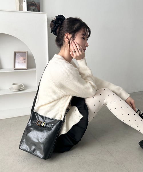 wears（ウェアーズ）の「コンパクトPUミニスクエアショルダーバッグ（ショルダーバッグ・レディース・ブラック/ブラウン・FREE）」の5枚目の写真