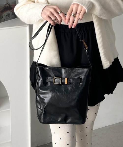 wears（ウェアーズ）の「コンパクトPUミニスクエアショルダーバッグ（ショルダーバッグ・レディース・ブラック/ブラウン・FREE）」の12枚目の写真