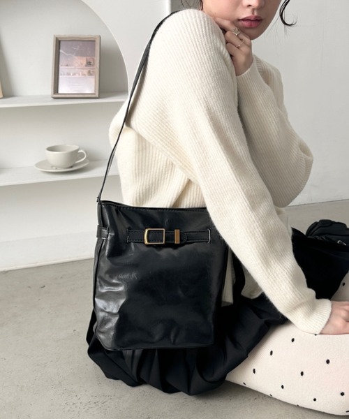 wears（ウェアーズ）の「コンパクトPUミニスクエアショルダーバッグ（ショルダーバッグ・レディース・ブラック/ブラウン・FREE）」の13枚目の写真