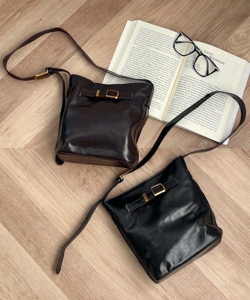 wears（ウェアーズ）の「コンパクトPUミニスクエアショルダーバッグ（ショルダーバッグ・レディース・ブラック/ブラウン・FREE）」の21枚目の写真