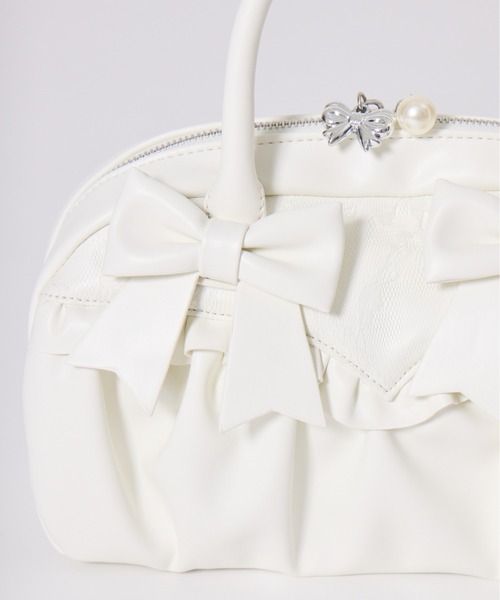 Fiorforte(フィオルフォルテ)の「lacy ribbon boston bag(ボストンバッグ・レディース・ホワイト/ピンク/ホワイト系その他・FREE)」の10枚目の写真