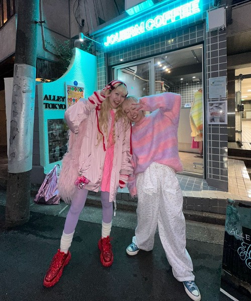 Alley Tokyo(アリートーキョー)の「ふっさふさシャギーボーダーニット(ニット/セーター・レディース・ミント/ピンク・FREE)」の14枚目の写真
