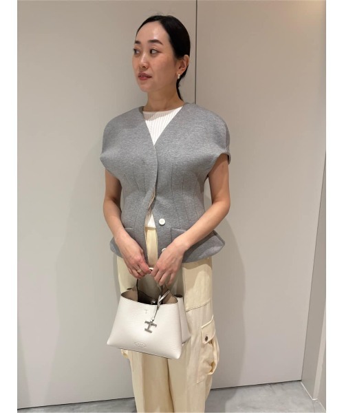 ESTNATION(エストネーション)の「ESSENCEOFLUXURY / カードボード ジャケット(ノーカラージャケット・レディース・グレー/ブラック・38/36)」の7枚目の写真