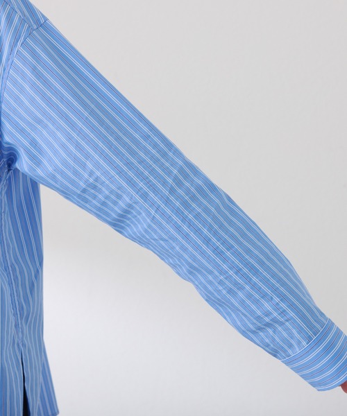 COLLAGE GALLARDAGALANTE(コラージュガリャルダガランテ)の「アレンジオーバーシャツ(シャツ/ブラウス・レディース・ホワイト/ネイビー/サックスブルー・FREE)」の7枚目の写真