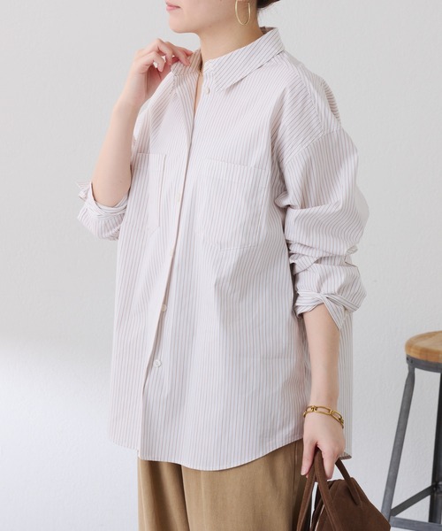 COLLAGE GALLARDAGALANTE(コラージュガリャルダガランテ)の「アレンジオーバーシャツ(シャツ/ブラウス・レディース・ホワイト/ネイビー/サックスブルー・FREE)」の20枚目の写真