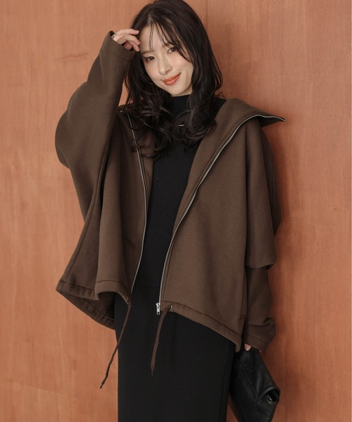 AMELY(エミリー)の「裏起毛ジップアップスウェットトップス(パーカー・レディース・グレー/ブラック/ブラウン・フリー)」の12枚目の写真