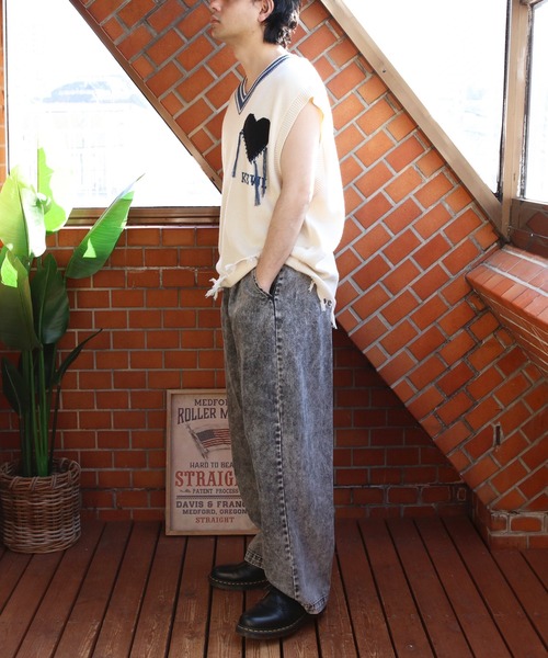 ８(eight)（エイト）の「裾ダメージハートロゴニットベスト（ベスト・メンズ・ブラック/ホワイト・MEDIUM/LARGE）」の8枚目の写真