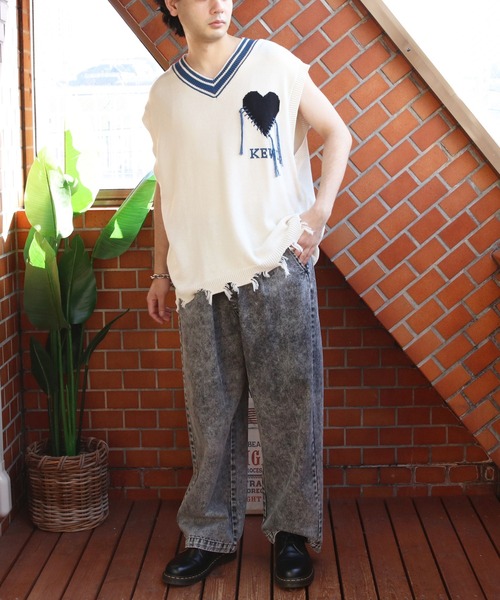 ８(eight)（エイト）の「裾ダメージハートロゴニットベスト（ベスト・メンズ・ブラック/ホワイト・MEDIUM/LARGE）」の10枚目の写真