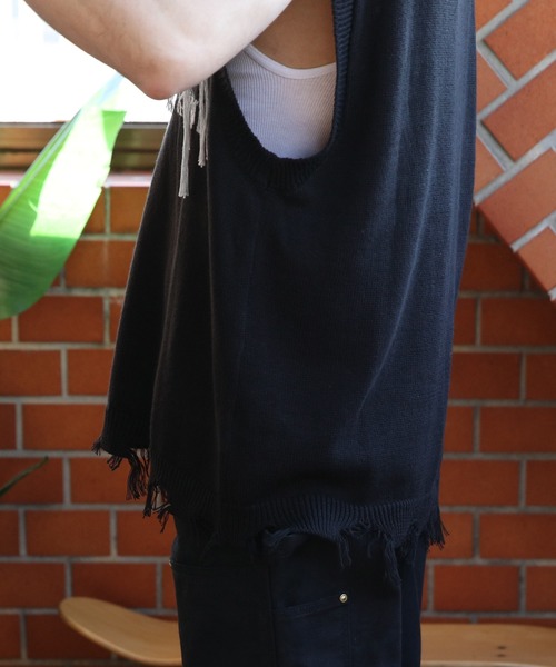 ８(eight)（エイト）の「裾ダメージハートロゴニットベスト（ベスト・メンズ・ブラック/ホワイト・MEDIUM/LARGE）」の20枚目の写真