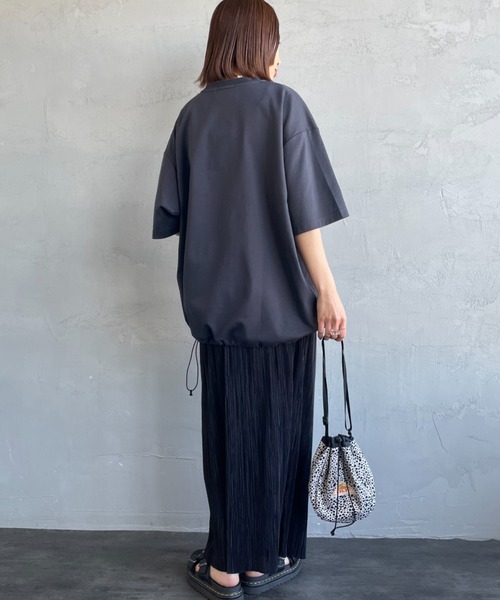 FRED PERRY（フレッドペリー）の「【WEB先行予約】[FRED PERRY/フレッドペリー] 別注 ワンポイントロゴ刺繍 ポンチドローコードTシャツ（Tシャツ/カットソー・レディース・ホワイト/オートミール/チャコールグレー/ブラック・L/M/S）」の12枚目の写真