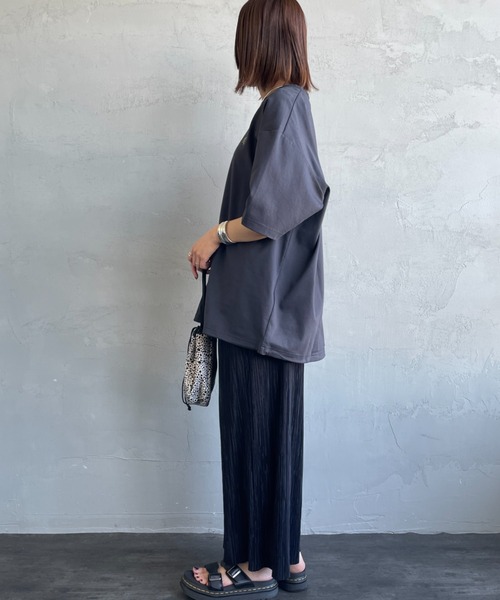 FRED PERRY（フレッドペリー）の「【WEB先行予約】[FRED PERRY/フレッドペリー] 別注 ワンポイントロゴ刺繍 ポンチドローコードTシャツ（Tシャツ/カットソー・レディース・ホワイト/オートミール/チャコールグレー/ブラック・L/M/S）」の19枚目の写真