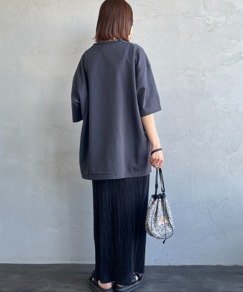 FRED PERRY（フレッドペリー）の「【WEB先行予約】[FRED PERRY/フレッドペリー] 別注 ワンポイントロゴ刺繍 ポンチドローコードTシャツ（Tシャツ/カットソー・レディース・ホワイト/オートミール/チャコールグレー/ブラック・L/M/S）」の20枚目の写真