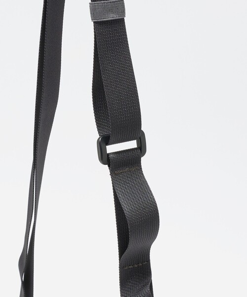 CIE（シー）の「＜CIE＞GRID3 ボトル ミニ ショルダーバッグ（ショルダーバッグ・メンズ・ブラック/ダークグレー・FREE）」の14枚目の写真