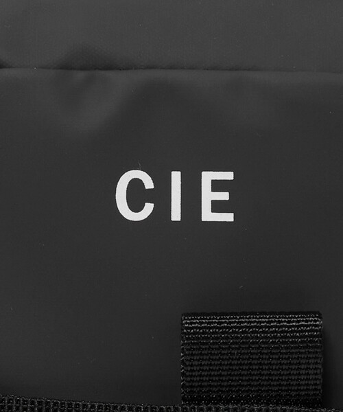 CIE（シー）の「＜CIE＞GRID3 ボトル ミニ ショルダーバッグ（ショルダーバッグ・メンズ・ブラック/ダークグレー・FREE）」の3枚目の写真