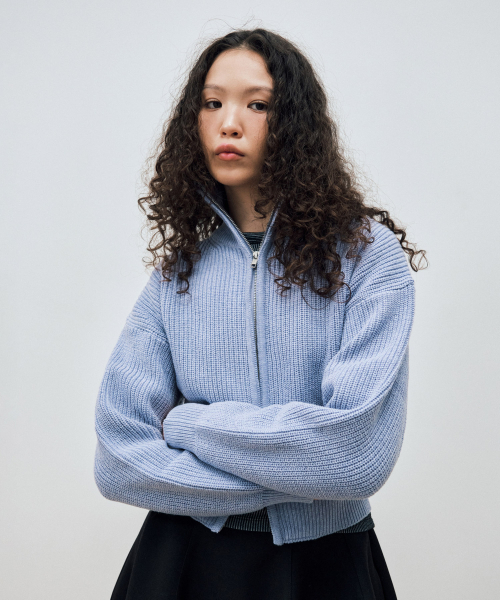 MAIS(マイス)の「TWO WAY KNIT ZIP-UP CARDIGAN / LAVENDER(カーディガン/ボレロ・レディース・ラベンダー・FREE)」の2枚目の写真