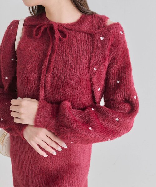 【美品】ハートモチーフニットワンピース　ニット　ウール　38 レッド セール】ハート刺繍ニットワンピース（ワンピース）｜OLIVE des OLIVE