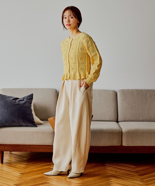 mysty woman(ミスティウーマン)の「スカシ編み柄カーディガン 643859(カーディガン/ボレロ・レディース・イエロー/アイボリー/ブラック・FREE)」の10枚目の写真