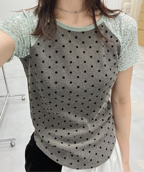 musubore（ムスボレ）の「dot & flower raglan tee / ドット＆フラワーラグランT（Tシャツ/カットソー・レディース・ブラック/オレンジ/グリーン・FREE）」の7枚目の写真