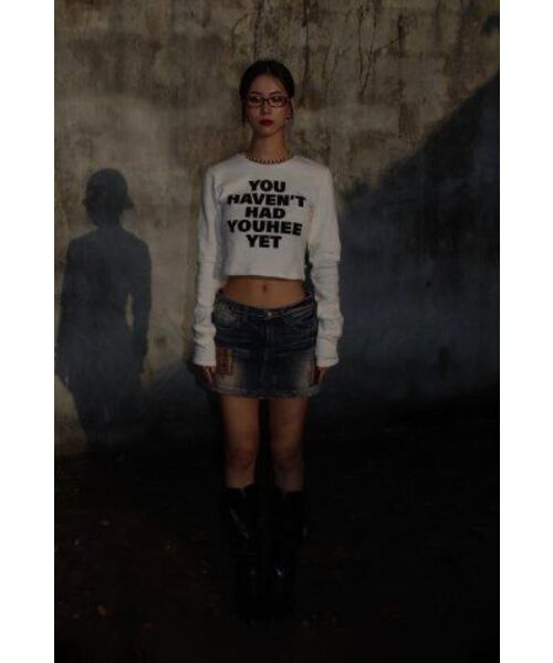YOUHEE(ユヒ)の「YOUHEE LETTERING LONG SLEEVE WHITE(Tシャツ/カットソー・レディース・その他・FREE)」の15枚目の写真