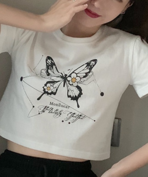 SHEPP(シープ)の「【26年春夏新作】バタフライプリントクロップド半袖T(Tシャツ/カットソー・レディース・ブラック/ホワイト/ブルー・L/M)」の4枚目の写真