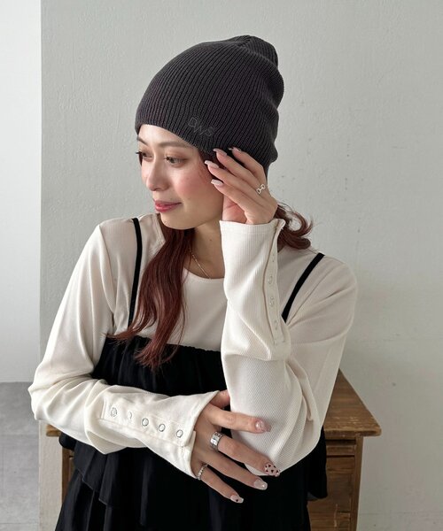 DISCOAT（ディスコート）の「ロゴ刺繍リブビーニー（キャップ・レディース・アイボリー/チャコールグレー・FREE）」の18枚目の写真