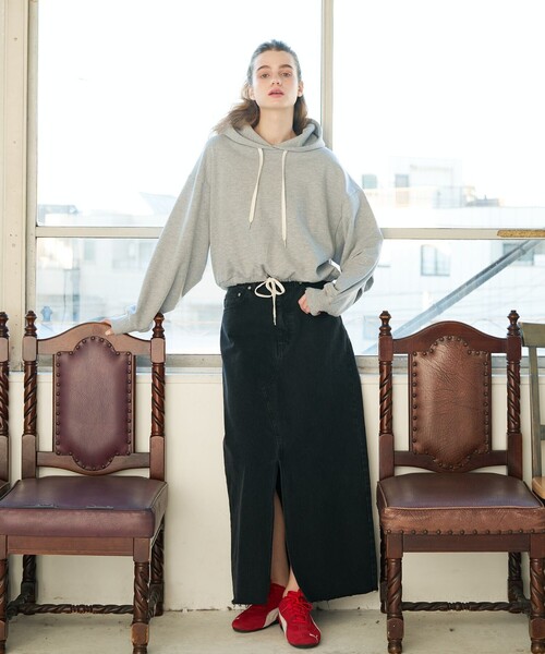 abahouse mavie（アバハウスマヴィ）の「【前後スリット】Aラインデニムロングスカート/ハイウエスト/スタイルアップ/春服/夏服（デニムスカート・レディース・ブラック/サックスブルー・36/38）」の3枚目の写真