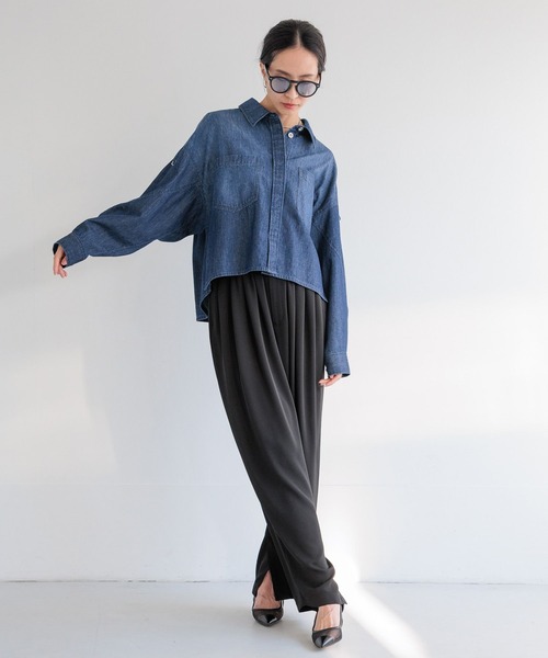 HEREIAM（ヘレイアム）の「【HEREIAM】MIDデニムシャツ（シャツ/ブラウス・レディース・ブラック/インディゴブルー・FREE）」の16枚目の写真