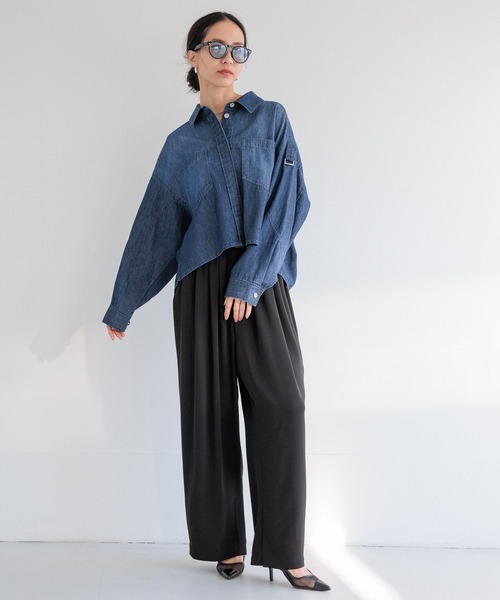 HEREIAM（ヘレイアム）の「【HEREIAM】MIDデニムシャツ（シャツ/ブラウス・レディース・ブラック/インディゴブルー・FREE）」の18枚目の写真