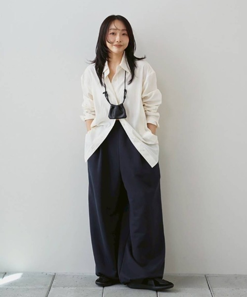 TODAYFUL（トゥデイフル）の「Sidetuck Silky Shirts（シャツ/ブラウス・レディース・ブラック/ミント/キナリ・FREE）」の4枚目の写真