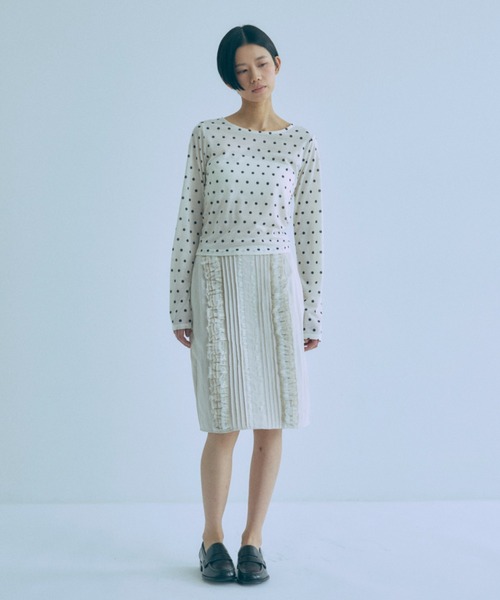 EN NEUME（エンノイム）の「Sheer Dotted Crewneck Long Tee（Tシャツ/カットソー・レディース・オフホワイト/グレー・FREE）」の9枚目の写真