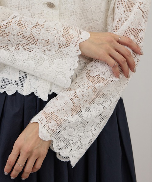 SALON adam et rope'（サロン アダム エ ロペ）の「スカラップレースクロップドシャツジャケット（その他アウター・レディース・ダークブラウン/ホワイト・FREE）」の11枚目の写真
