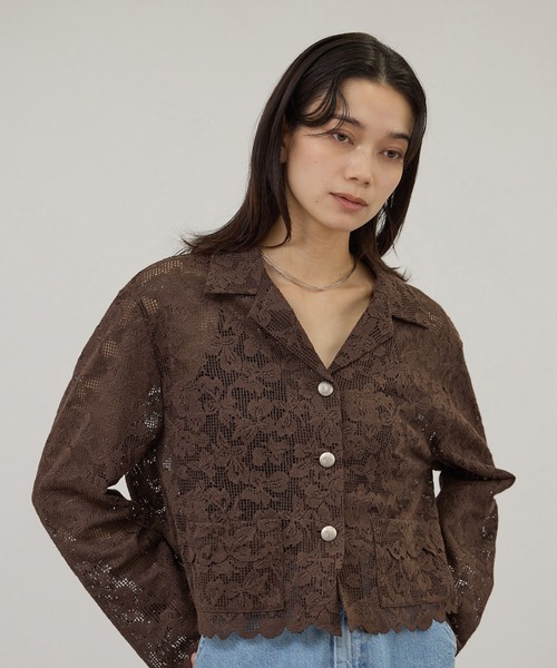SALON adam et rope'（サロン アダム エ ロペ）の「スカラップレースクロップドシャツジャケット（その他アウター・レディース・ダークブラウン/ホワイト・FREE）」の14枚目の写真