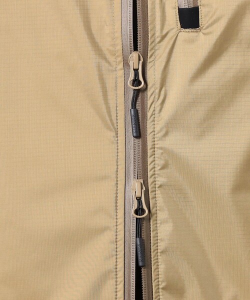 NANGA（ナンガ）の「【NANGA別注】 日本製 オーロラテックス シェルブルゾン（マウンテンパーカー・メンズ・ベージュ/ネイビー/カーキ/ブラック・L/S/M/XL）」の13枚目の写真