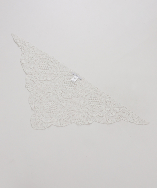 FRAMeWORK（フレームワーク）の「レースサンカクストール（ストール/ショール・レディース・ホワイト・FREE）」の3枚目の写真