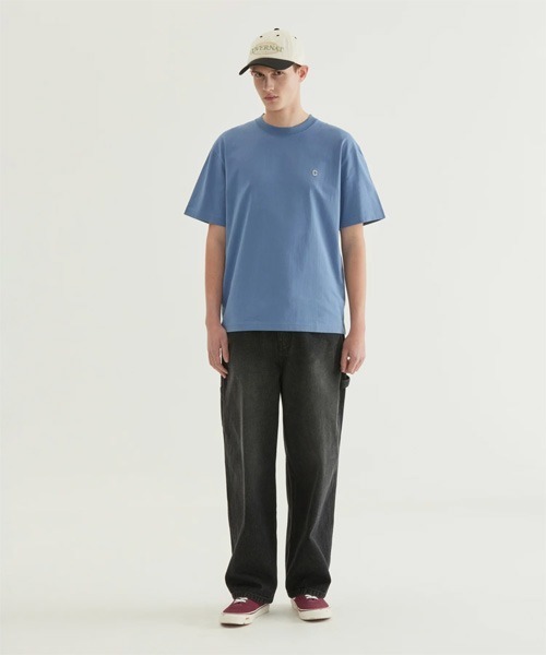 COVERNAT(カバーナット)の「SMALL C LOGO T-SHIRT(Tシャツ/カットソー・メンズ・ブルー系その他/ブラック/ホワイト/イエロー・MEDIUM/X-SMALL/SMALL/LARGE/X-LARGE/XX-LARGE)」の5枚目の写真