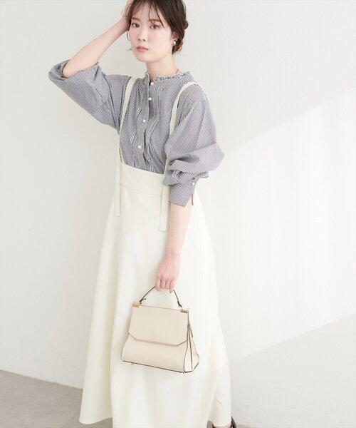 natural couture(ナチュラルクチュール)の「ドット釦デザイン2WAYスカート(スカート・レディース・チャコールグレー/アイボリー/ブラック/サックスブルー・FREE)」の6枚目の写真