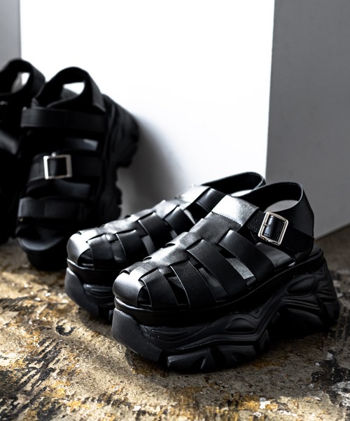 Rocky Monroe(ロッキーモンロー)の「9cmボリュームハイソール PUレザー厚底グルカサンダル(サンダル・メンズ・ブラック・1)」の11枚目の写真