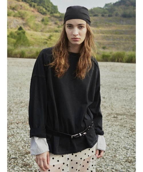 ELCHELE（エルチェレ）の「PIGMENT UNIVERSAL LS TEE（Tシャツ/カットソー・レディース・ライトブラウン/コーラルピンク/ライトグレー/ブラック/スミクロ・FREE）」の2枚目の写真