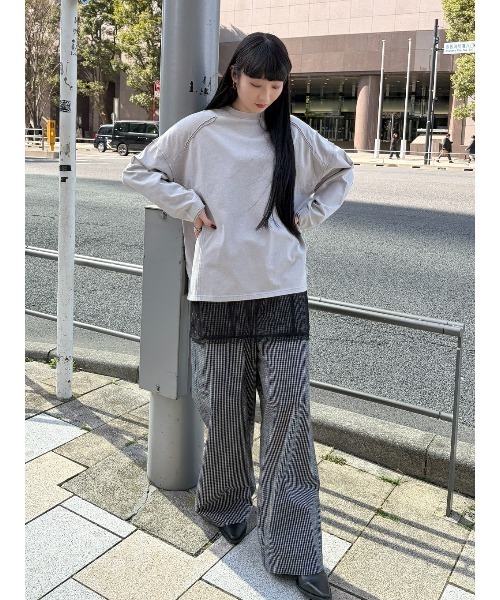 ELCHELE（エルチェレ）の「PIGMENT UNIVERSAL LS TEE（Tシャツ/カットソー・レディース・ライトブラウン/コーラルピンク/ライトグレー/ブラック/スミクロ・FREE）」の20枚目の写真
