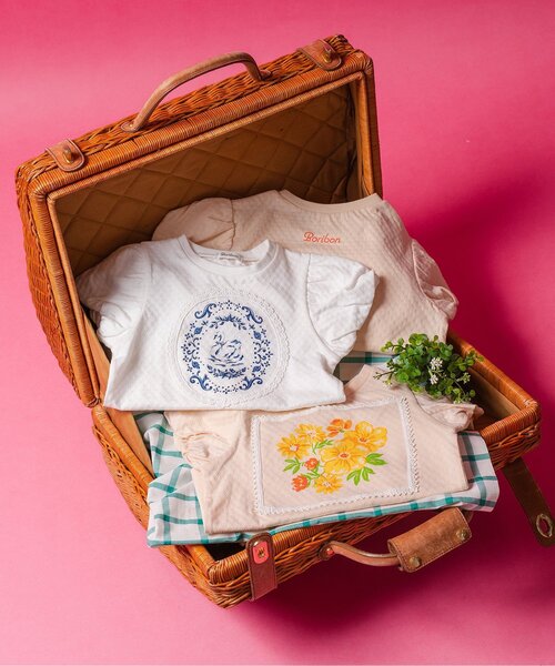 Boribon(ボリボン)の「スワン・フラワープリントモチーフTシャツ(Tシャツ/カットソー・キッズ・サーモンピンク/オフホワイト・80/90/100/110/120)」の15枚目の写真