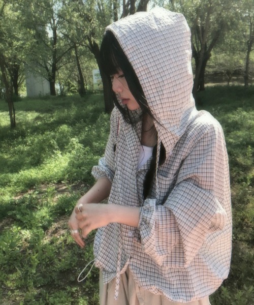 NANEA（ナネア）の「チェック柄フード付きルーズシャツ（シャツ/ブラウス・レディース・ブラック/ホワイト・フリー）」の9枚目の写真
