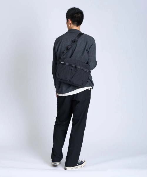 CHROME(クローム)の「CHROME/クローム PAC SHOULDER 12L(ボディバッグ/ウエストポーチ・メンズ・ブラック・FREE)」の15枚目の写真