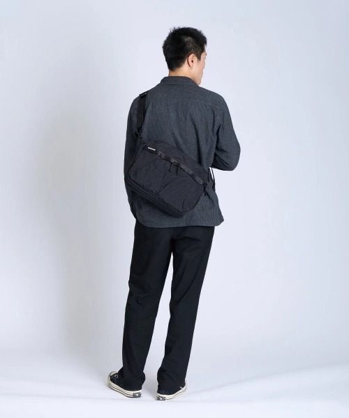 CHROME(クローム)の「CHROME/クローム PAC SHOULDER 12L(ボディバッグ/ウエストポーチ・メンズ・ブラック・FREE)」の17枚目の写真